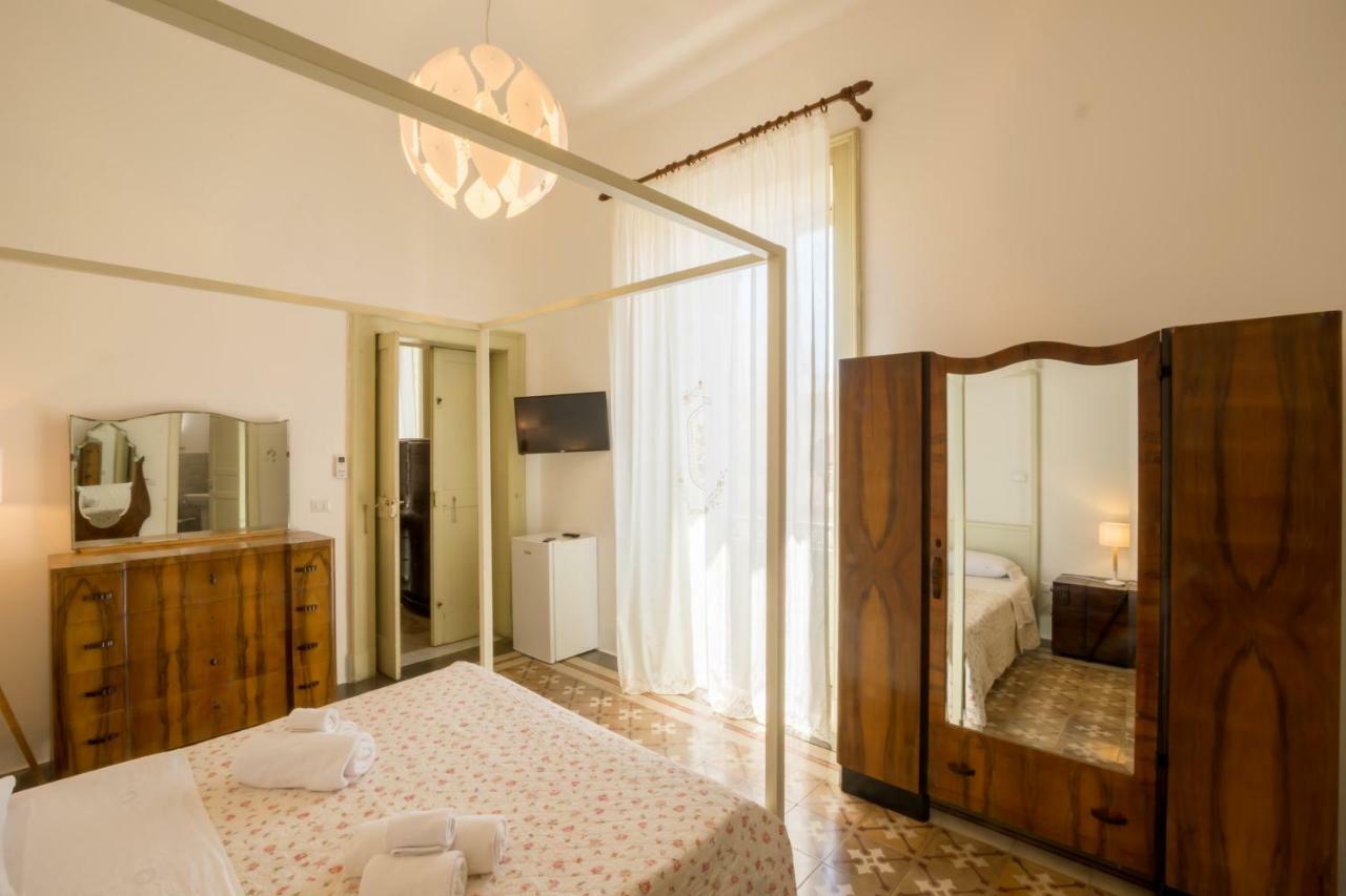Bed and Breakfast Palazzo Ashian Аккуарика-дель-Капо Екстер'єр фото