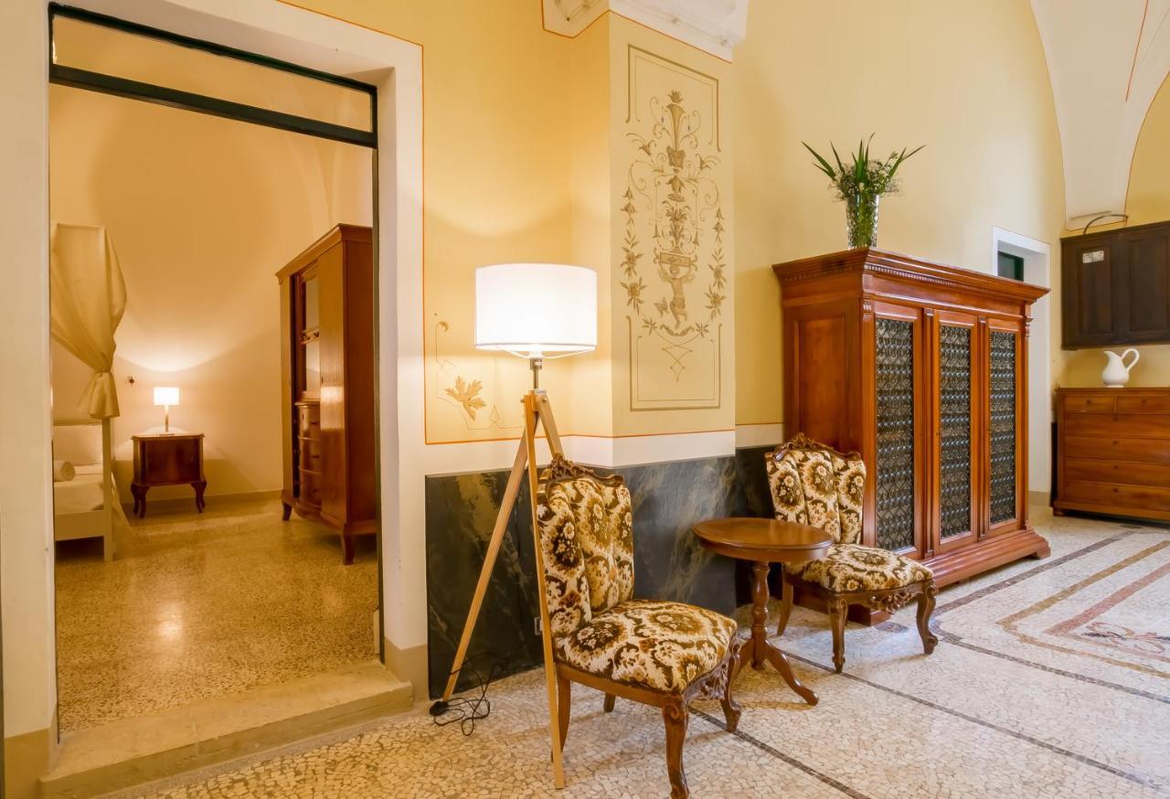Bed and Breakfast Palazzo Ashian Аккуарика-дель-Капо Екстер'єр фото