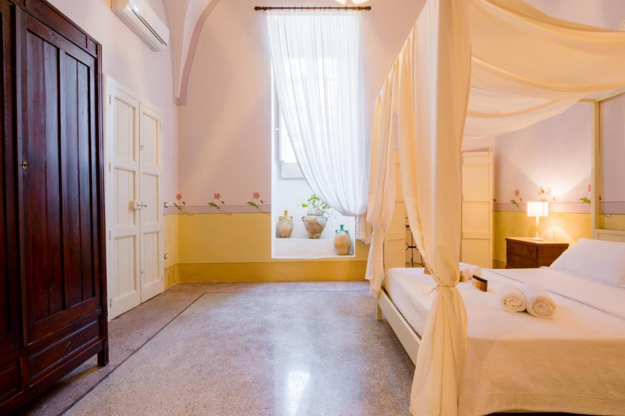 Bed and Breakfast Palazzo Ashian Аккуарика-дель-Капо Екстер'єр фото